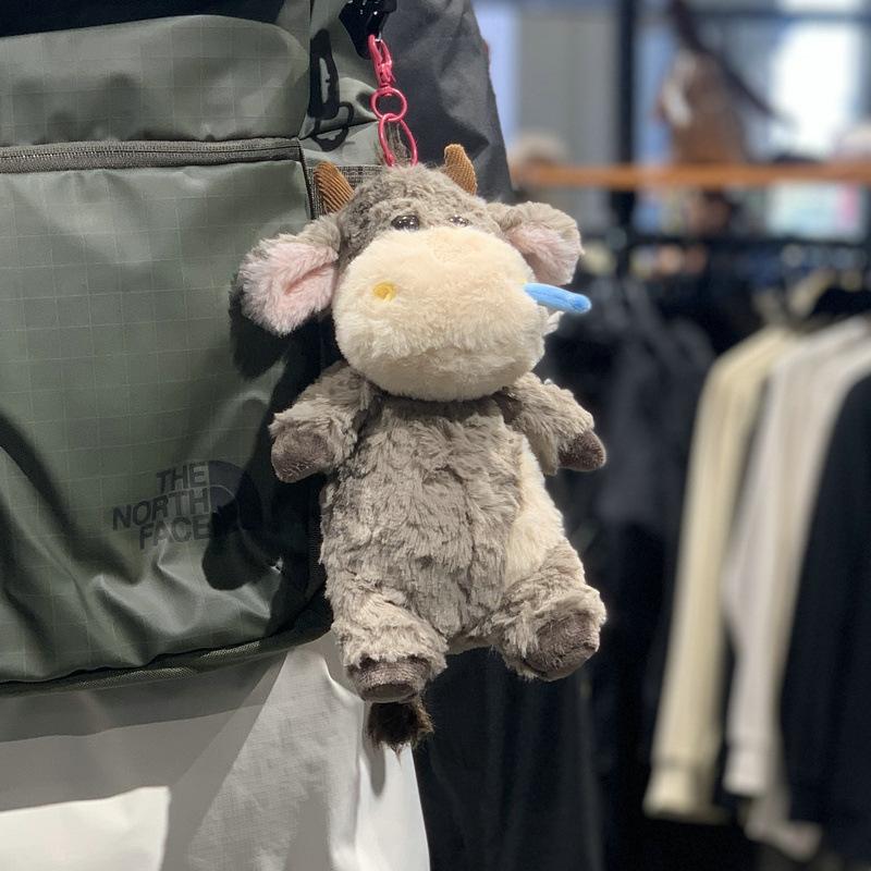 Cattle and horses migrant workers dolls wholesale plush toys men and women sleeping dolls birthday gift pendant plush doll