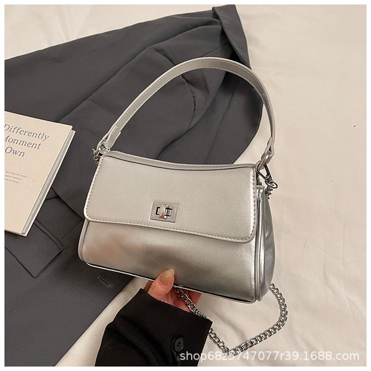 Fashion High-end Handbag Bag Women's 2025 New Texture Chain Shoulder Messenger Bag Casual Simple Small Square Bag