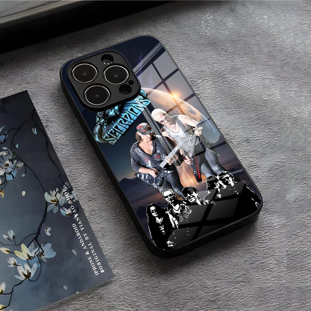 Чехол для телефона с изображением группы S-Scorpions для IPhone 17 Air 16 E Pro Max 15 14 13 Mini 12 Pro 11 Max Plus Черная стеклянная крышка