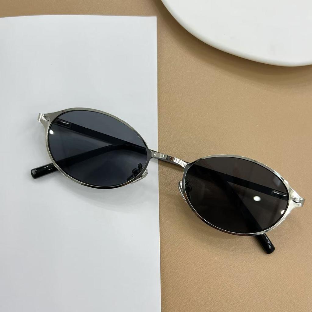 Новая Высококачественная Металлическая Овальная Оправа для Очков для Женщин Высококлассные Простые Очки Плоские Линзы Очки с Защитой от Синего Света и Радиации