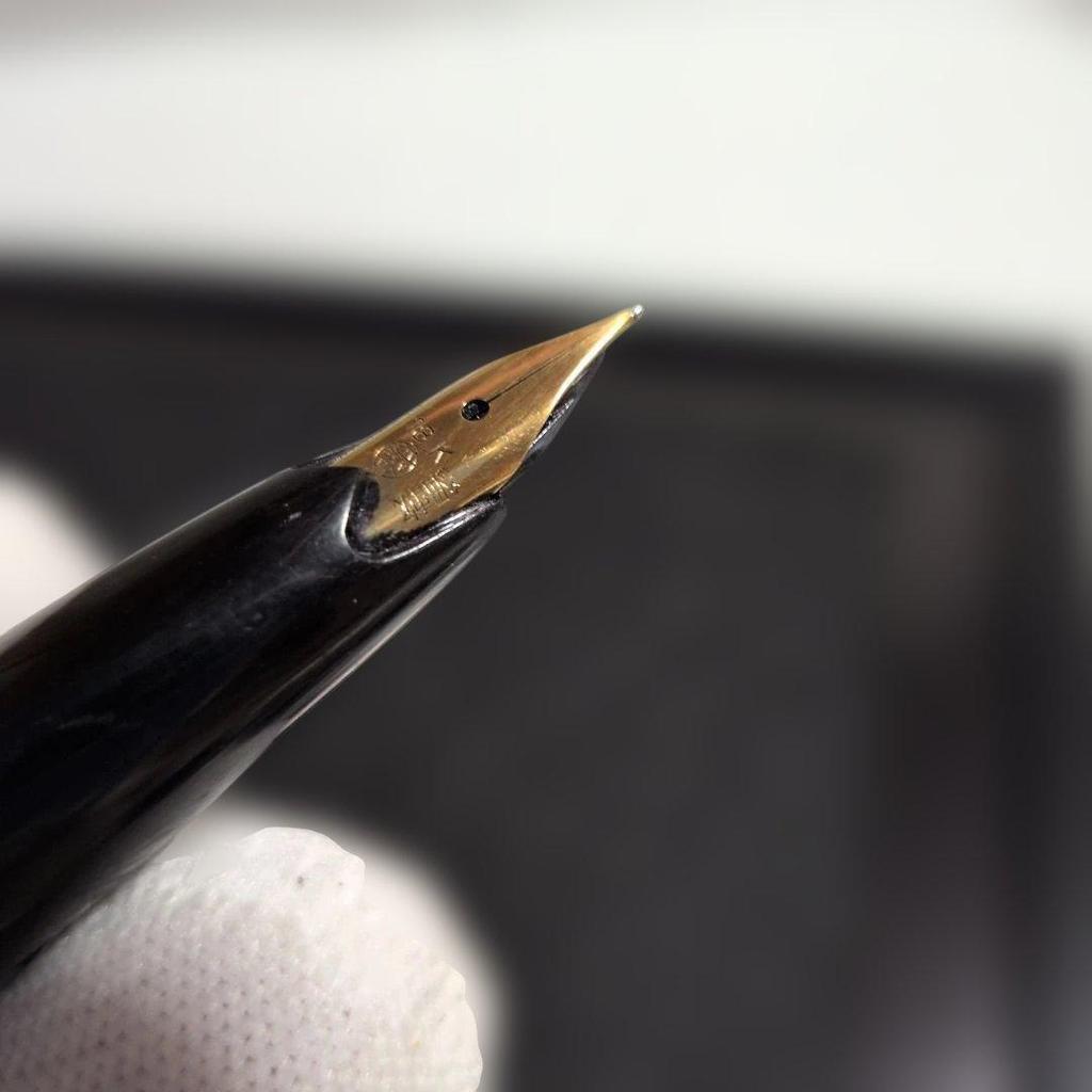 Used PLATINUM 18k Fine Nib Engraved Platinum Fountain Pen 12cm Vintage