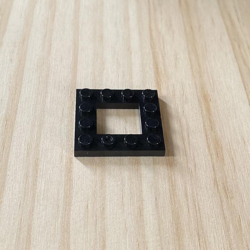 Совместимые строительные блоки, аксессуары для строительных блоков из мелких частиц 64799, квадратные, квадратные, 4X4, полые, специальные, тонкие, пластинчатые, оптовые детали