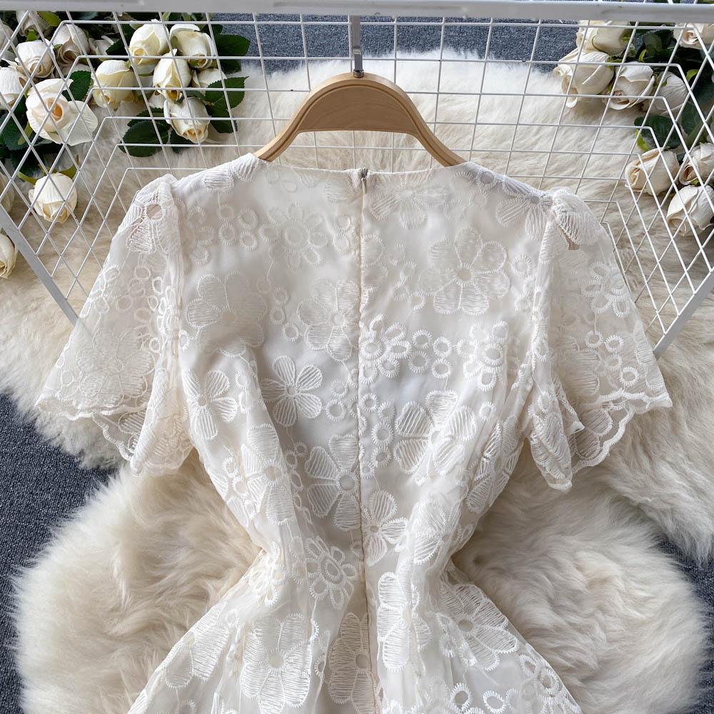 Women Fashion Mesh Flower Embroidery Luxury Beading Party Dinner Dresses Lady Elegant Retro V-neck Midi Evening Sundress