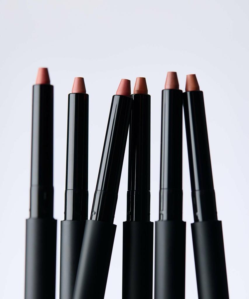 Celvoke Карандаш для губ Drawing Lip Pencil 01 Burnt Organic Lip Liner Taupe,