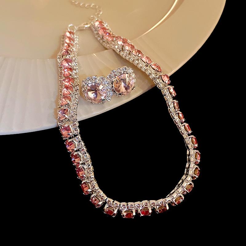 European & American Luxury Zircon Jewelry Set: Retro Clavicle Chain Necklace, Versatile Fashion Accessory