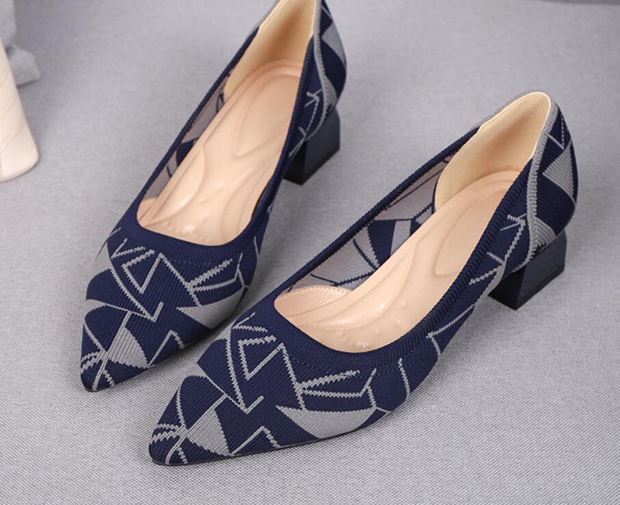 Большой размер 43 женские туфли с острым носком на высоком каблуке повседневные дышащие плетеные туфли с острым носком модные и красивые туфли на квадратном каблуке