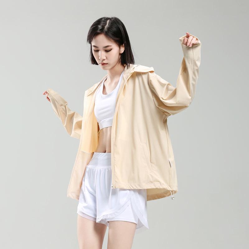 Женская спортивная куртка из ледяного шелка с защитой от УФ-лучей - Эластичная, с капюшоном, дышащая ветровка для занятий спортом на открытом воздухе