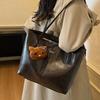 Retro Commuter Large-capacity Bag Women's 2025 New Niche Tote Bag Versatile Simple Shoulder Armpit Bag