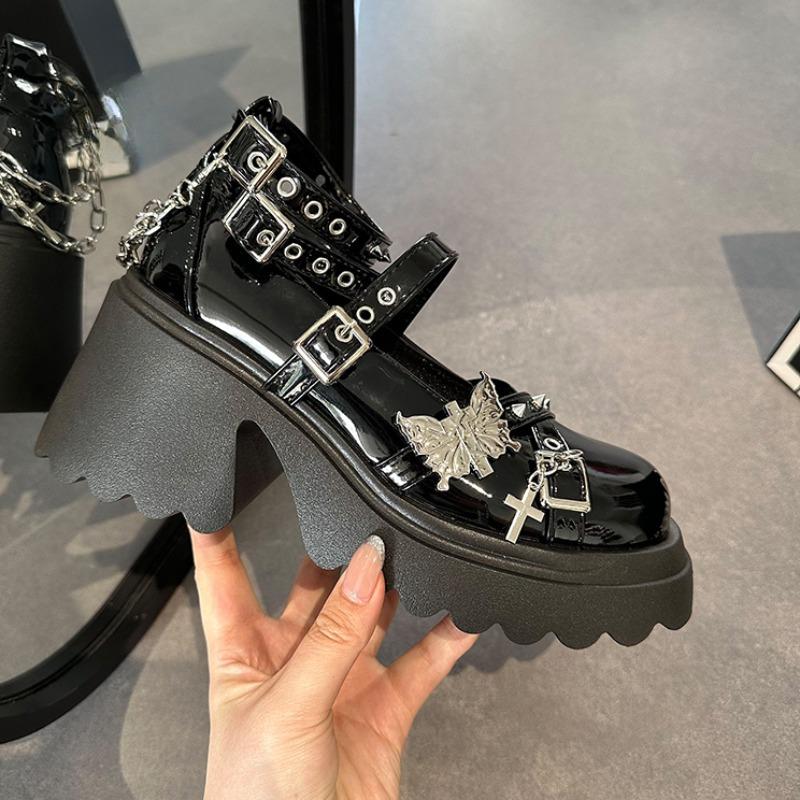 Square Heel Shoes Summer New Round Head Shallow Mouth Metal Buckle Rivets Waterproof Platform Non-slip High Heels