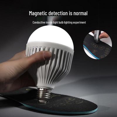 Всесезонная магнитная стелька с влагопоглощением и электрическим импульсом, оснащенная микропроводящим чипом обнаружения