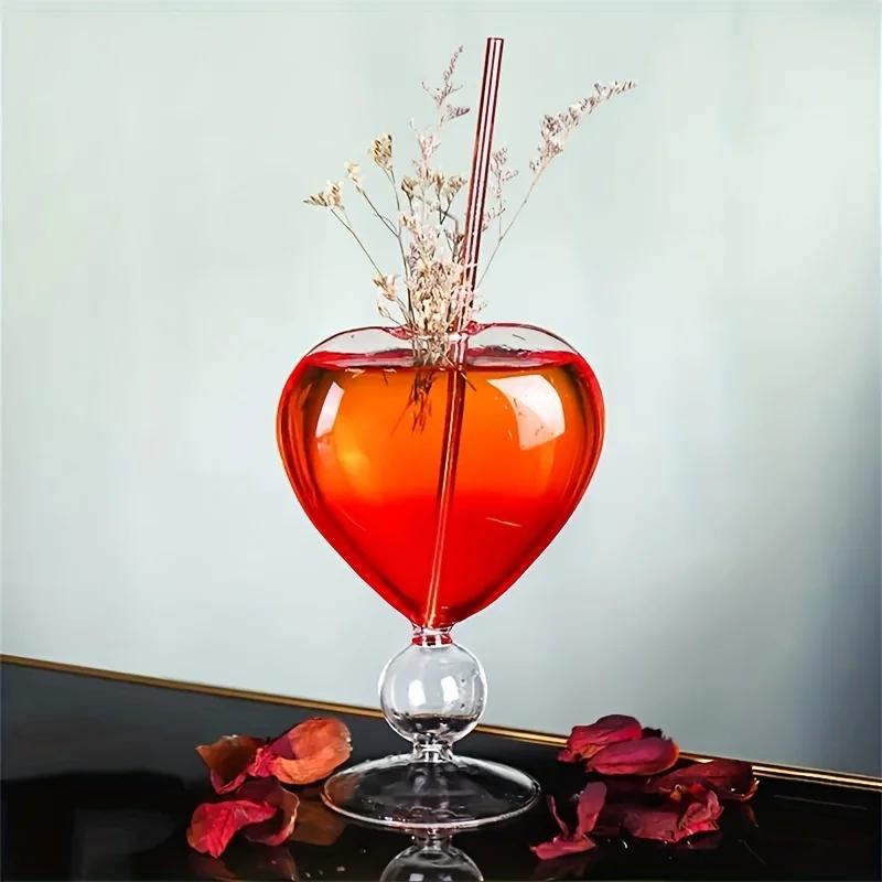 1pc Heart Shaped Cocktail Glass with Straw Clear Stemmed Wine Glass Creative Champagne Glasses Drinking Cups for Bar Pub Club