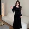 Платье из черного вельвета Hepburn Gold с квадратным вырезом и длинными рукавами с французскими складками для женщин