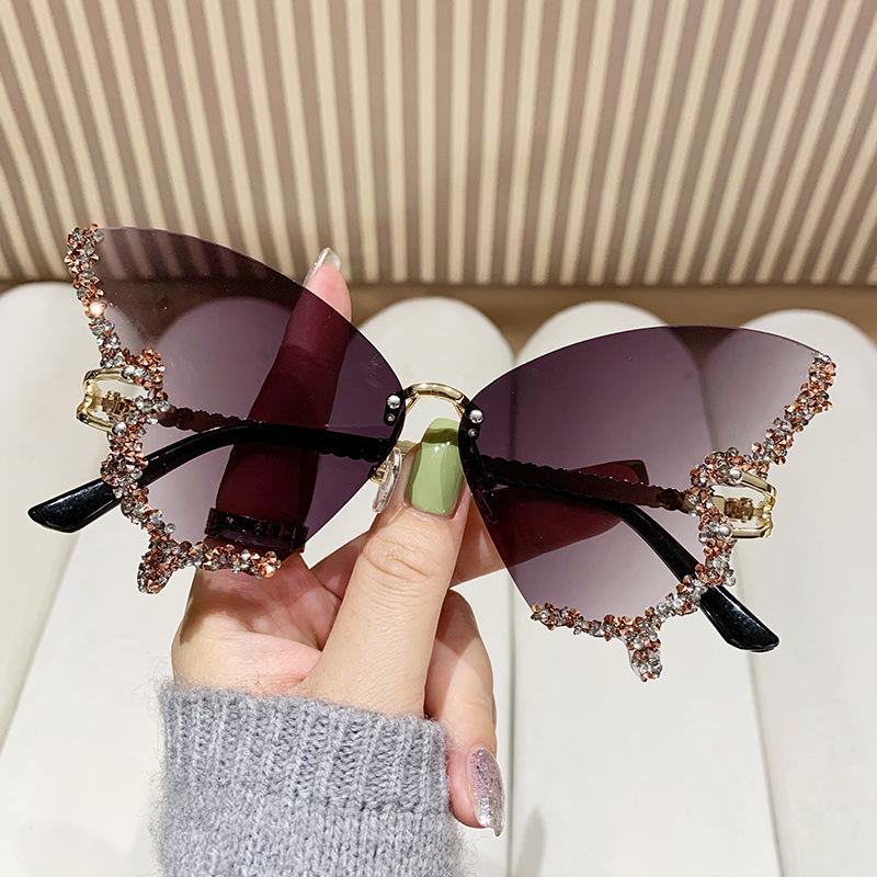2026 New Luxury Diamond Butterfly Sunglasses for Women Oversized Rimless Retro Personality Eyewear for Party Dance & Performance