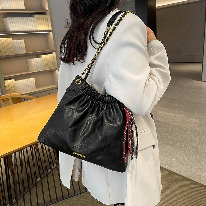 Retro Fashion Tote Bag Women's 2025 New Large-capacity Work Commuter Shoulder Bag Casual Chain Women's Bag