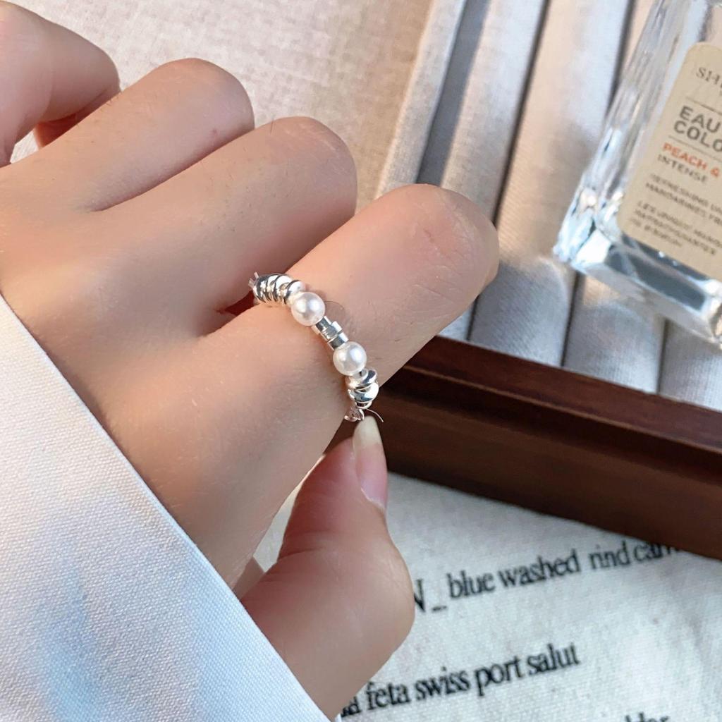 Unique Design Silver Pearl Ring: Chic and Versatile Fashion Ring for Women