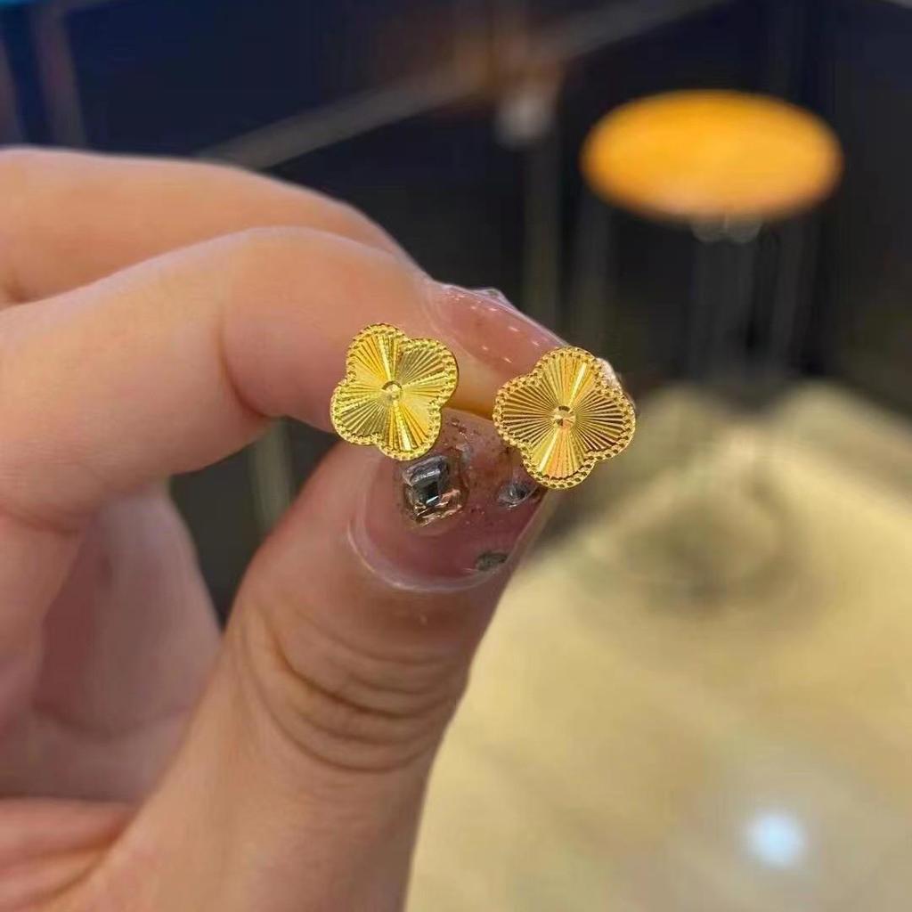Shajin Jewelry Золотые серьги-пусеты в виде четырехлистного клевера - Женские аксессуары класса люкс