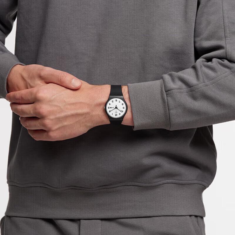 Модные кварцевые наручные часы Swatch