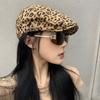 Леопардовый принт шляпа вперед женская 2024 новые модели весна и осень кепка ретро берет иностранный стиль красивая шляпа