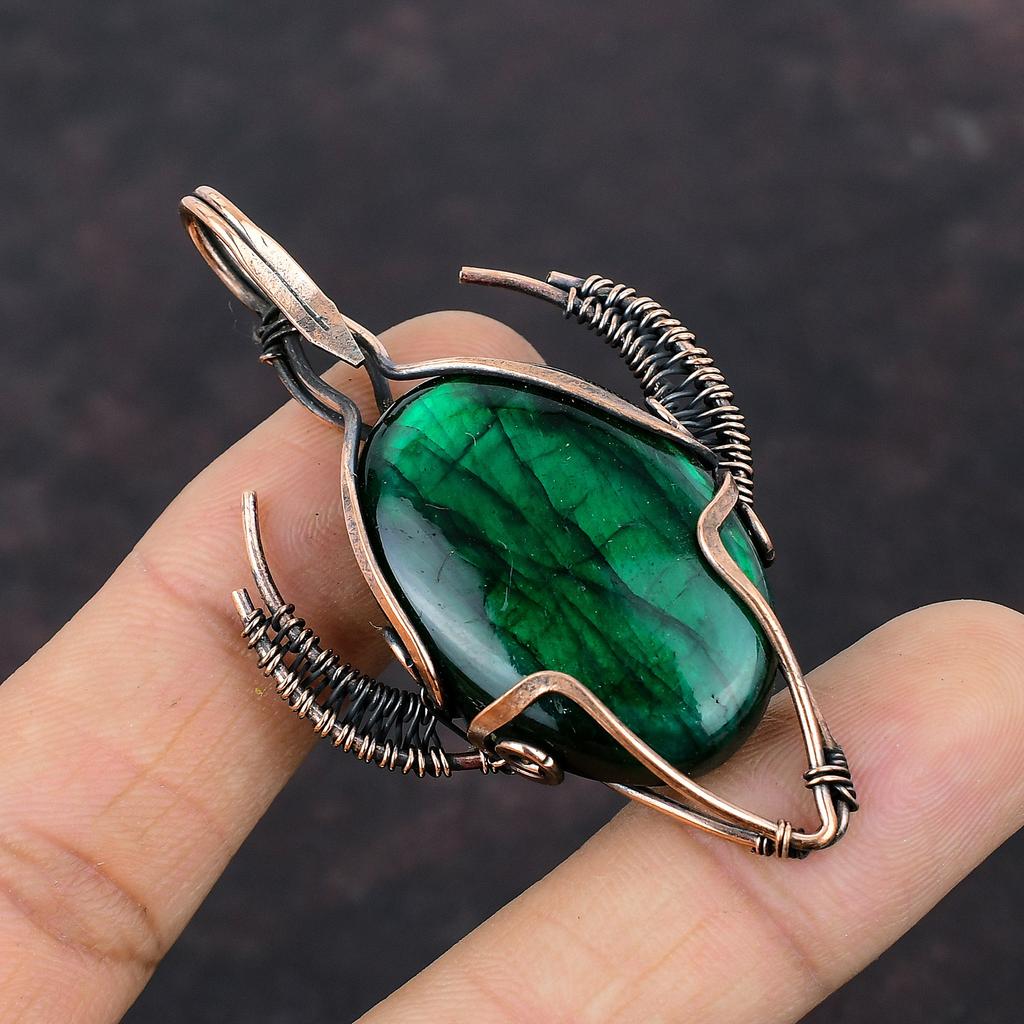 Кулон из зеленого огненного лабрадорита, обернутый медной проволокой, ювелирное изделие ручной работы, кулон из меди в форме головы быка, обернутый проволокой, драгоценный камень