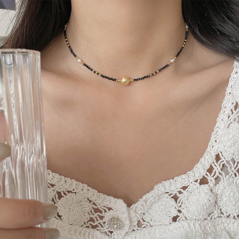 Roman Story Black Crystal Necklace for Women, Light Luxury Niche S9Pure Silver gold Shijia Pearl Collarbone Necklace