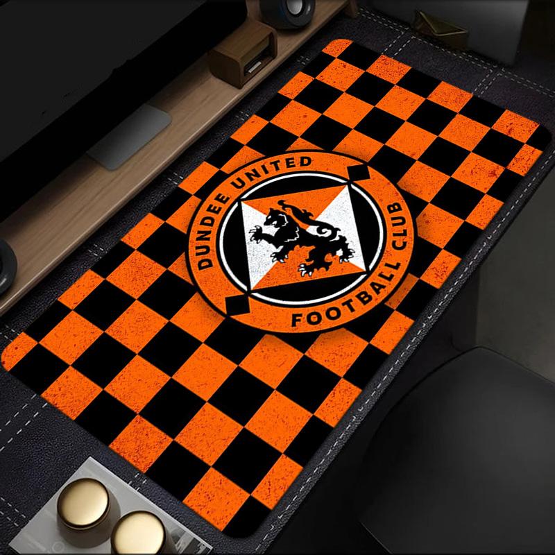 Dundee United Crest Design mouse pad, rubber base, esports desk mat, mouse pad for gamers and office use, gaming desk , easy to clean mat