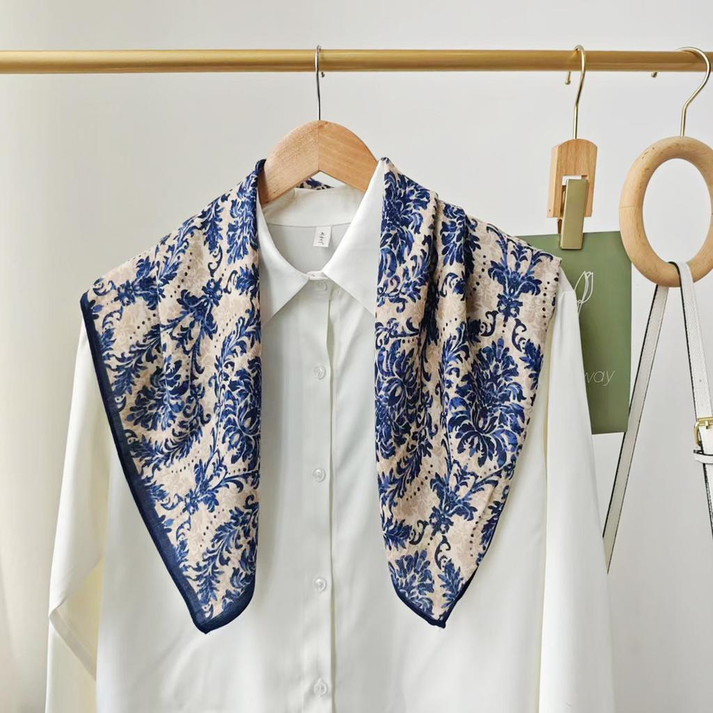 Korean Style Cotton and Linen Tactile Artistic Retro Small Square Scarf, Headscarf, Women's Spring and Autumn Neck Protection Sc