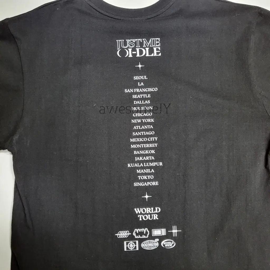 Футболка с автографом группы I-DLE Б/У