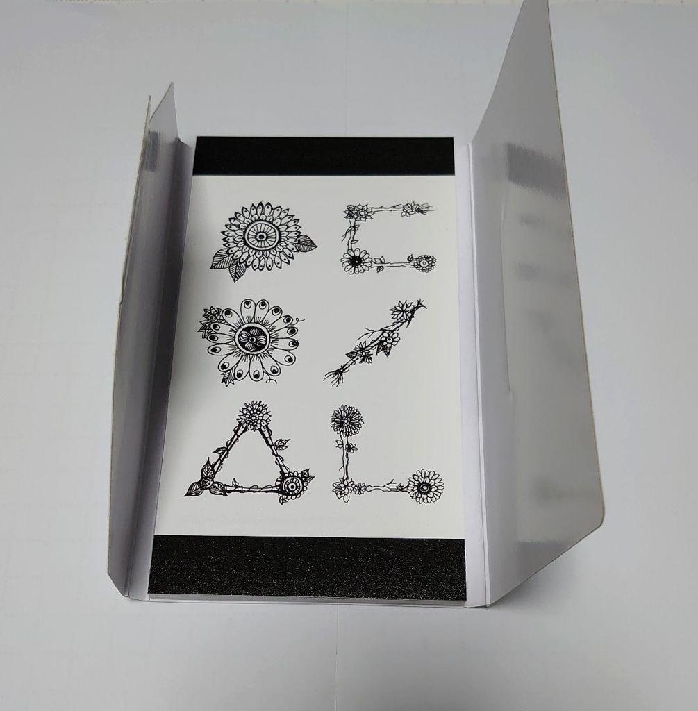 [USED] LOONA Girl of the Month Deep Learning Group Yeojin Autographed MD