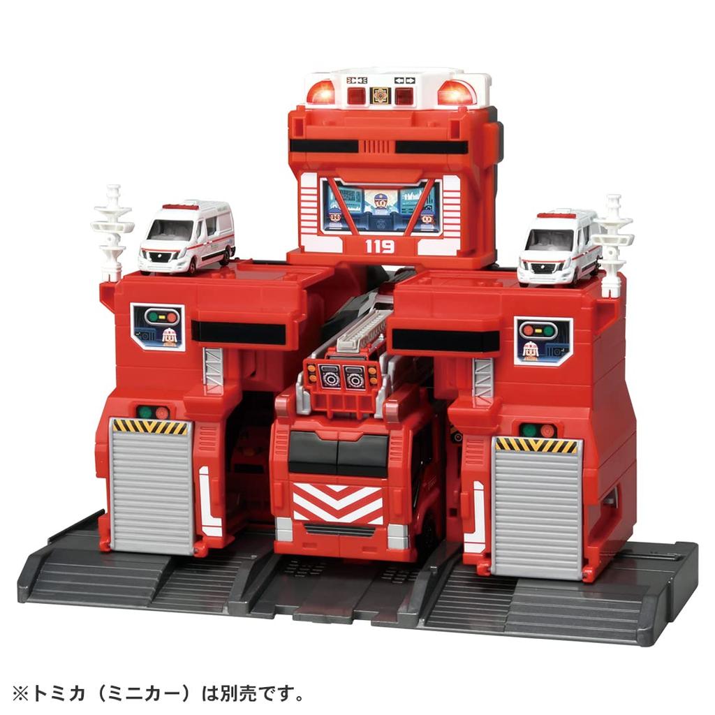 TAKARA TOMY Transformation Big Fire Command Mini Car Игрушка для мальчиков от 3 лет и старше Соответствует стандартам безопасности игрушек Сертификация ST Mark TOMICA "Tomica