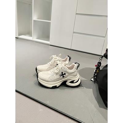 Версия из коровьей кожи~ Увеличение роста 7,5 см толстая подошва увеличение роста папины кроссовки женские перекрестные цветы цветовая гамма повседневные спортивные кроссовки кроссовки для бега