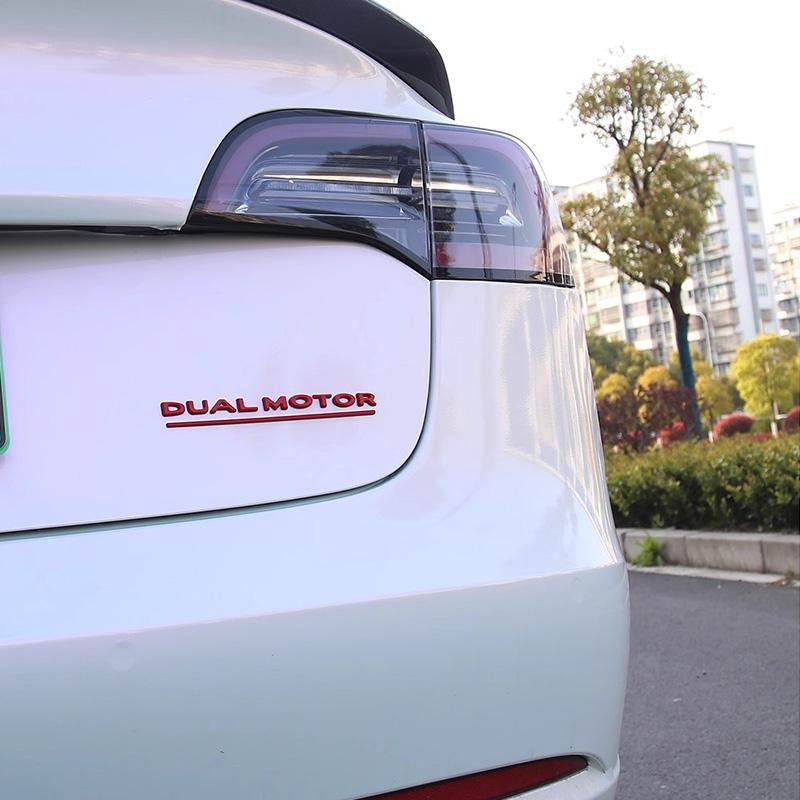 Двойной Мотор 3D Буквенный Значок Наклейка на Багажник для Tesla Model 3 X Y S Высокопроизводительная Декоративная Буквенная Наклейка на Авто