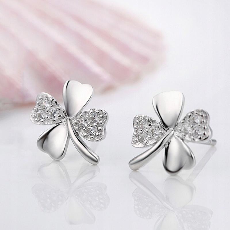 925 Silver Four-Leaf Clover Jewelry Set with Crystals as a Gift
