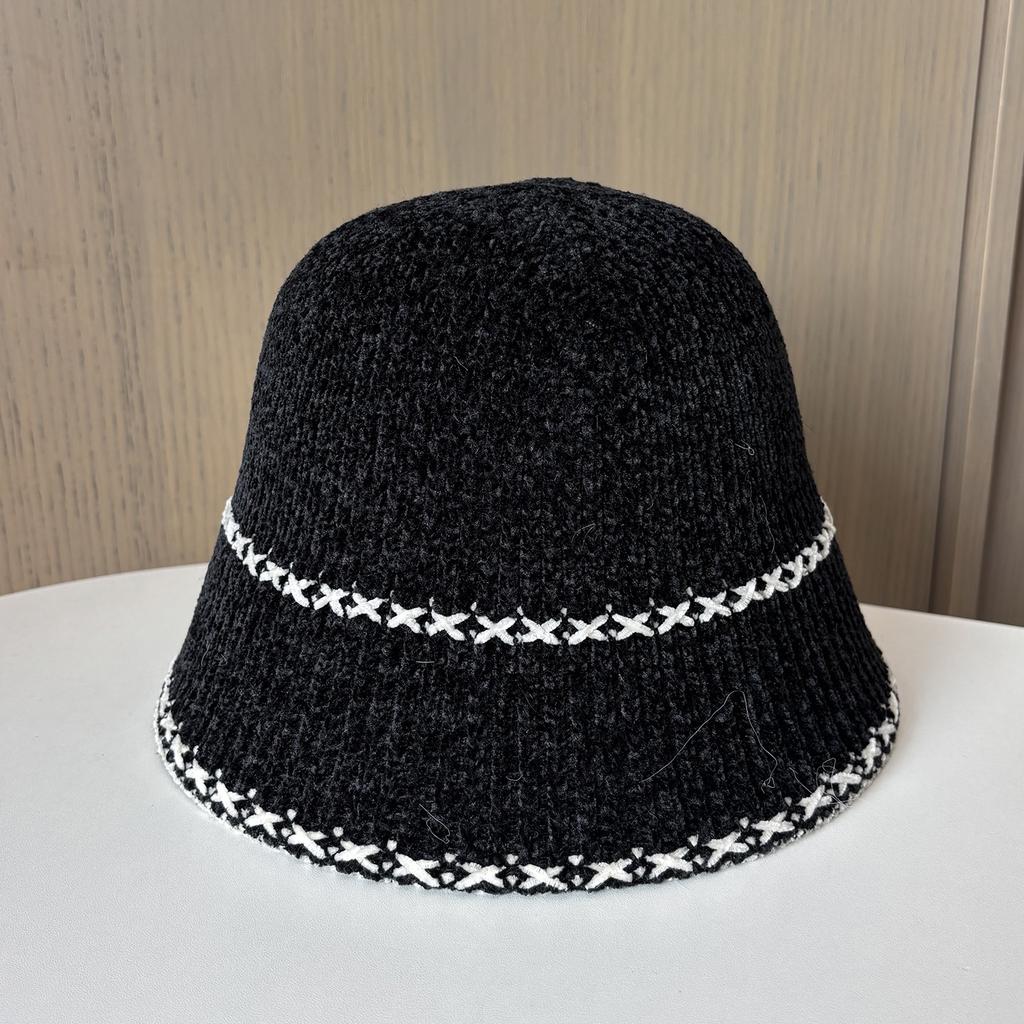 Plain and versatile bucket hat women's autumn and winter new outdoor warm show face small big head circumference knitted bucket hat