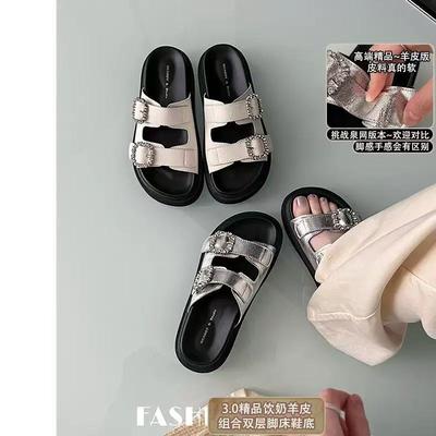 Женская обувь – Сандалии