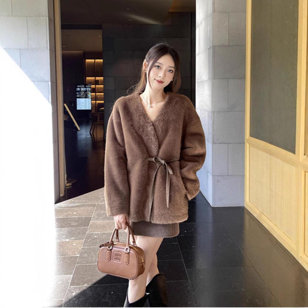 Женский меховой интегрированный свитер 2024 года, новый популярный небольшой экологически чистый мех, модный высококачественный плюшевый свитер из норки