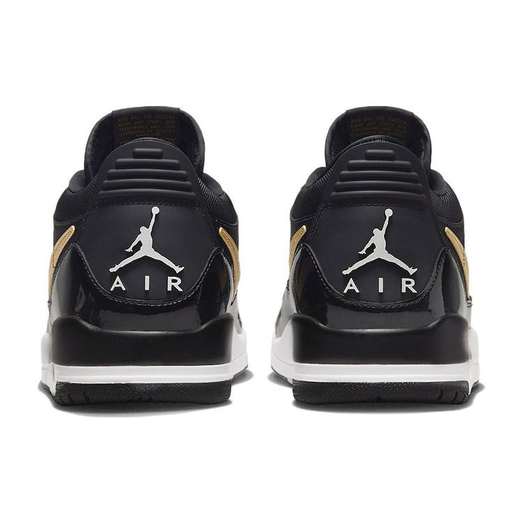 Кроссовки мужские Air Jordan Legacy 312 Low Черный Металлический Золотой Белый CD7069-071