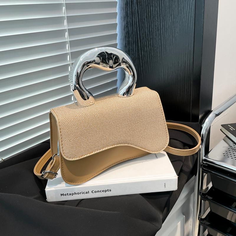 Niche Design Handbag Bag Women's High-end Commuter Bag Shoulder Messenger Bag Simple Versatile Bag