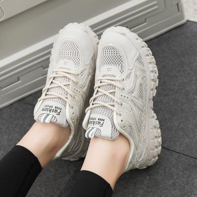 Дышащие маленькие белые туфли с толстой подошвой и увеличенным берцем, модные, простые, универсальные, для отдыха, спортивные туфли для женщин, осеннее время