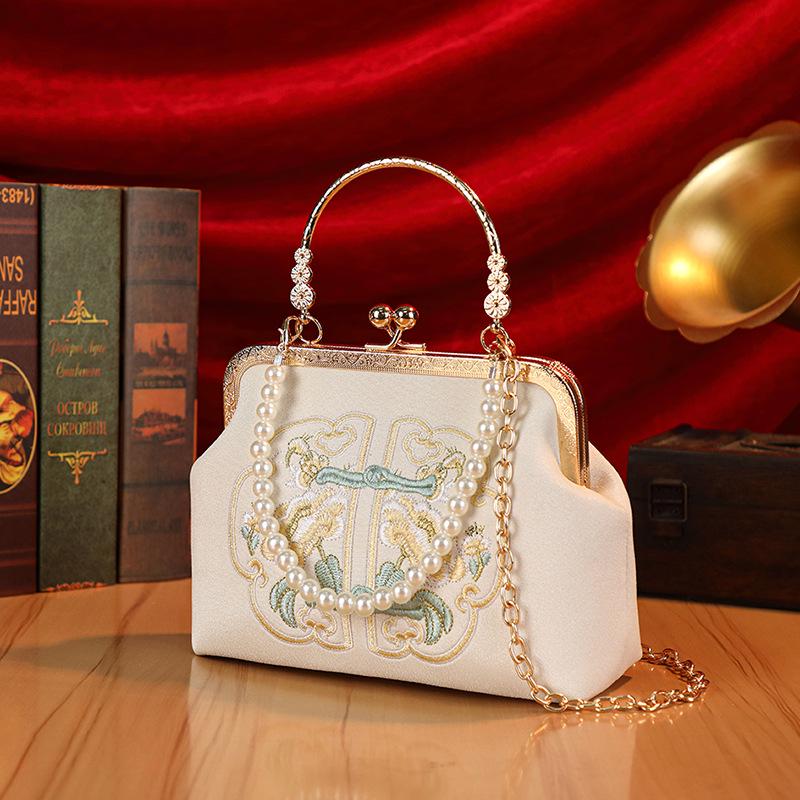 Элегантный вышитый клатч для подружки невесты Hanfu - стильная сумочка на пуговицах