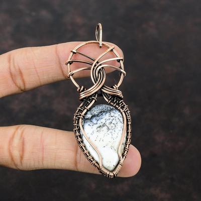 Подвеска из опала с дендритом, обернутая медной проволокой, изящная подвеска с драгоценными камнями, подвеска ручной работы, обернутая медной проволокой, уникальные подвески для подарка