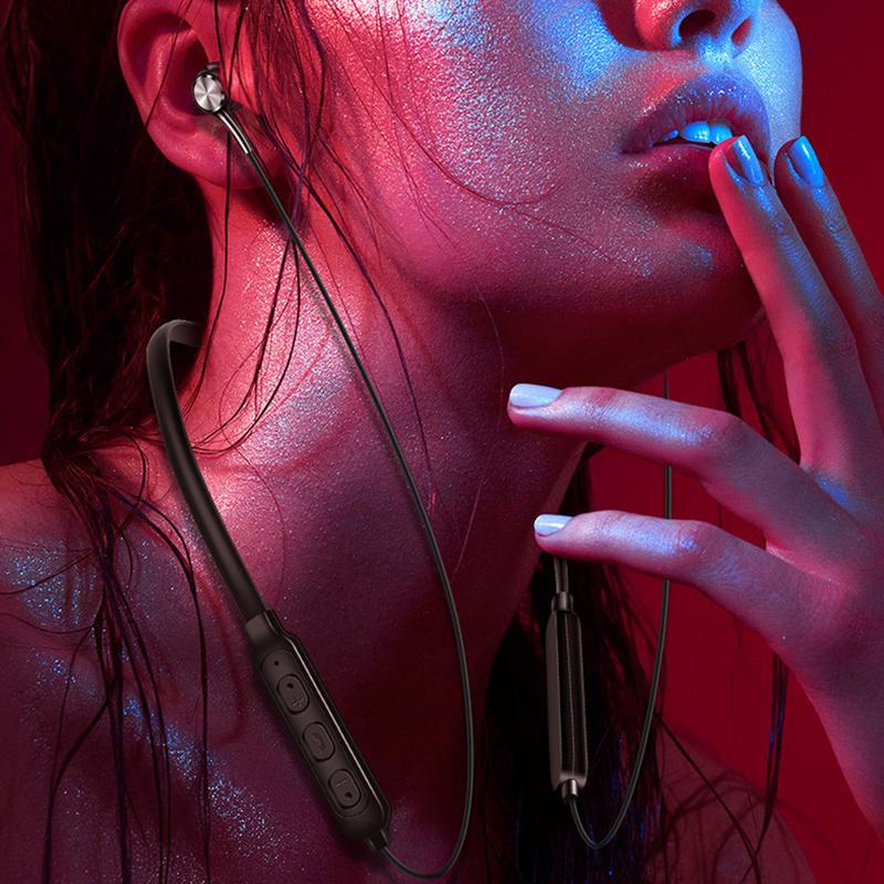 New Hanging Neck Wireless Bluetooth Earphones Magnetic Stereo Sports Headset IPX7 Waterproof Wireless Earphones with Mic for Smartphones