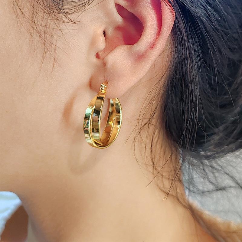 Серьги-гвоздики в форме геометрического круга в форме урагана для невестки, женские модные легкие роскошные серьги-гвоздики в виде ниши, украшения для ушей