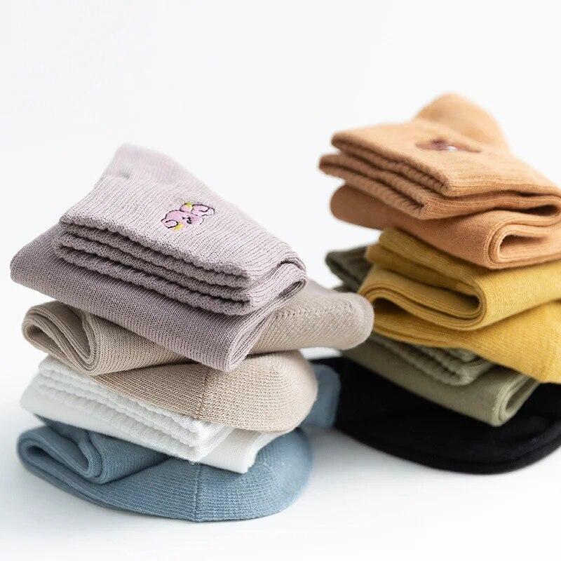 New Cartoon Print Women Socks Kawaii Cute Meias Divertidas Funny Korean Style Woman Calcetines Skarpetki Femme Chaussettes Sox