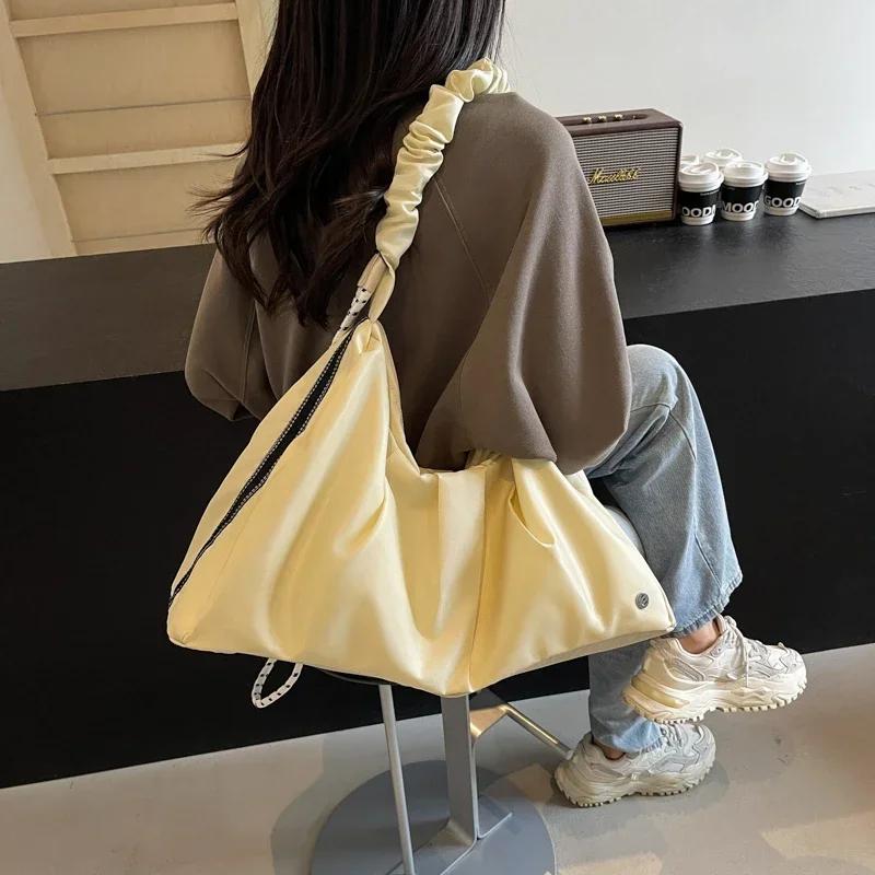 Monochromatic Large Capacity Crossbody Bags for Women Casual Sewing Line Soft Zipper Nylon Bags