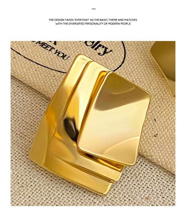 Минималистичные геометрические серьги-пусеты из металла: Европейский и американский нишевый дизайн, холодный стиль, преувеличенный высококлассный вид для женщин