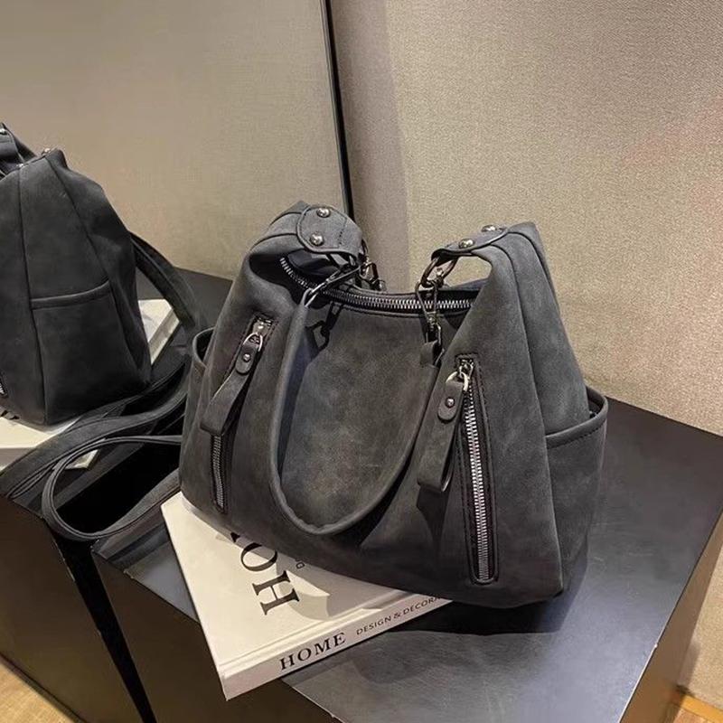 Versatile Matte Retro Crossbody Bag for Women Versatile Texture Zipper Decoration Commuter Shoulder Large Capacity Autumn