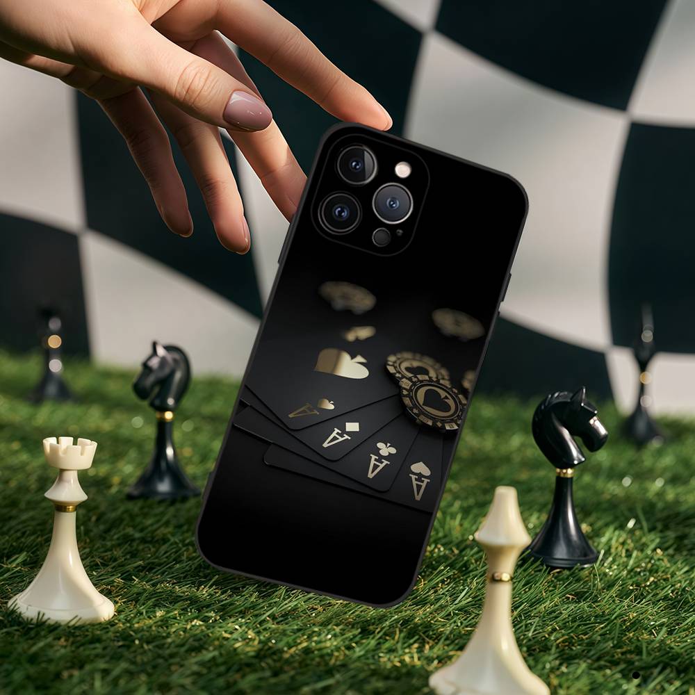 Чехол для телефона 'Игральные карты' для IPhone 17,16,15,14,13,12,11,Pro,Max,Plus, Мягкий силиконовый черный чехол