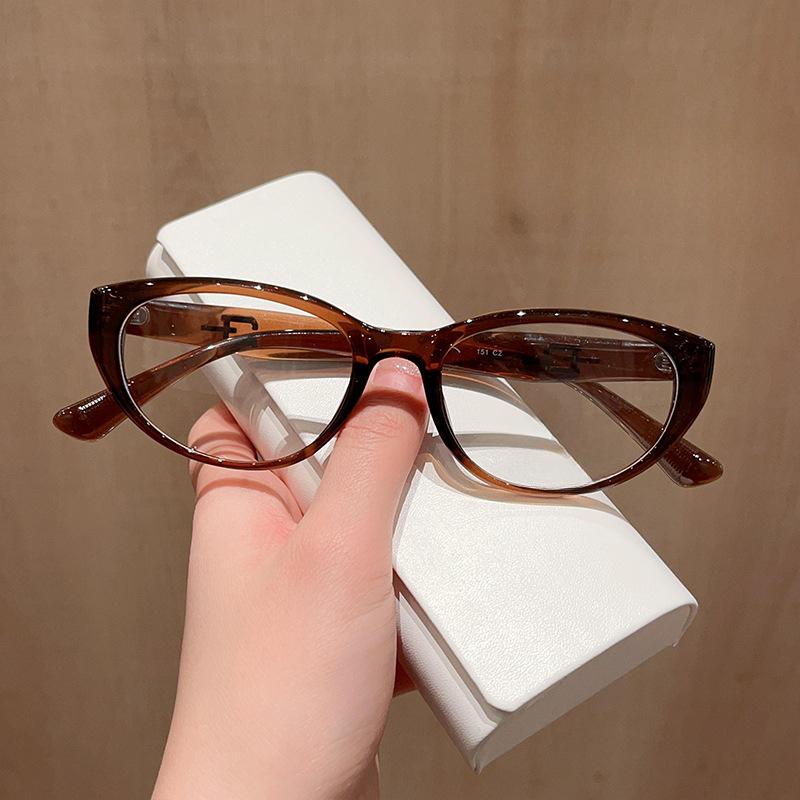 Fashionable Tr90 Retro Cat's Eye Glasses Frame Can Match Myopia Glasses Frame with Degrees for Women