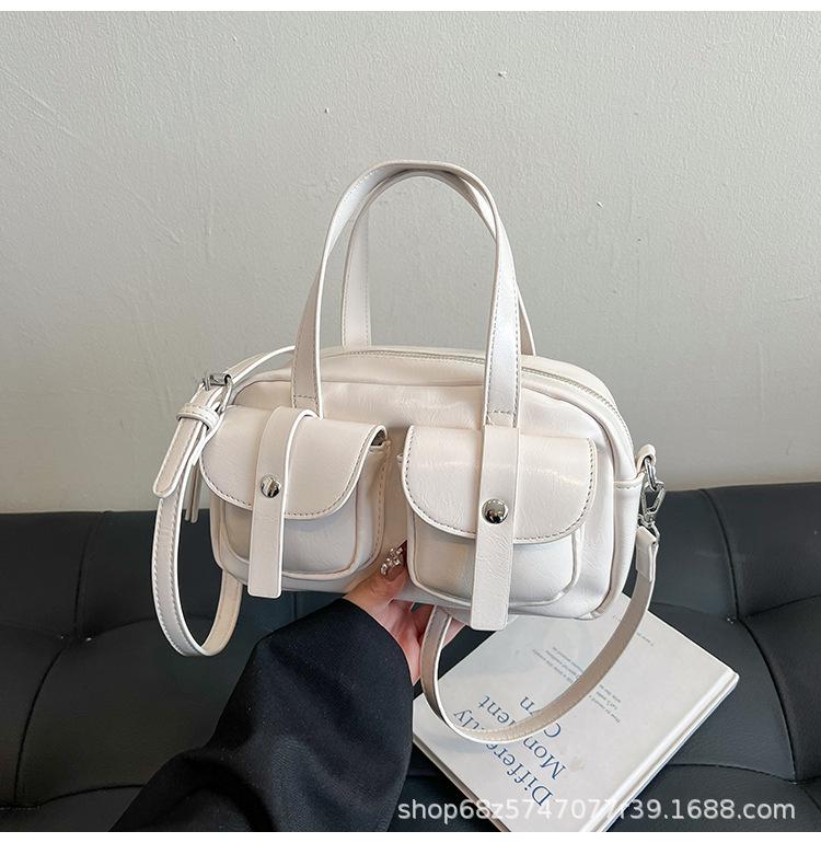 Модная универсальная корейская версия сумки для боулинга 2025 новая сумка через плечо, сумка-мессенджер, зарубежный стиль, нишевый дизайн, персонализированная сумка-подушка