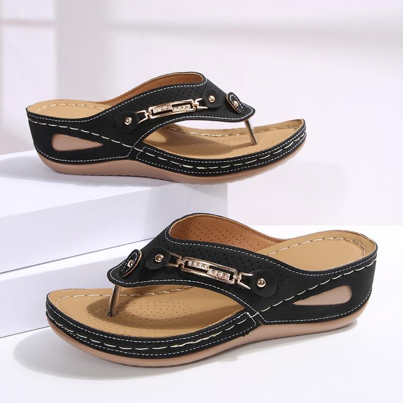 Модные женские летние новые сандалии на танкетке больших размеров, повседневные, дышащие, легкие, с простроченным носком, на мягкой подошве, нескользящие шлепанцы